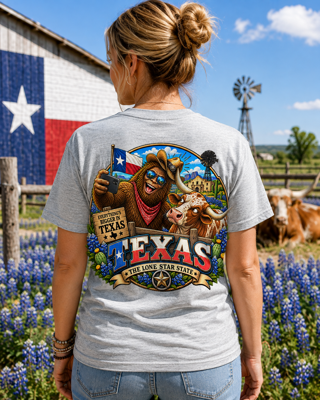 Texas Bigfoot Selfie Shirt  Funny Sasquatch & Longhorn Lone Star State Tee